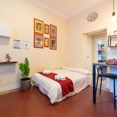 10' Duomo & Central Station Large Apartment มิลาน ภายนอก รูปภาพ